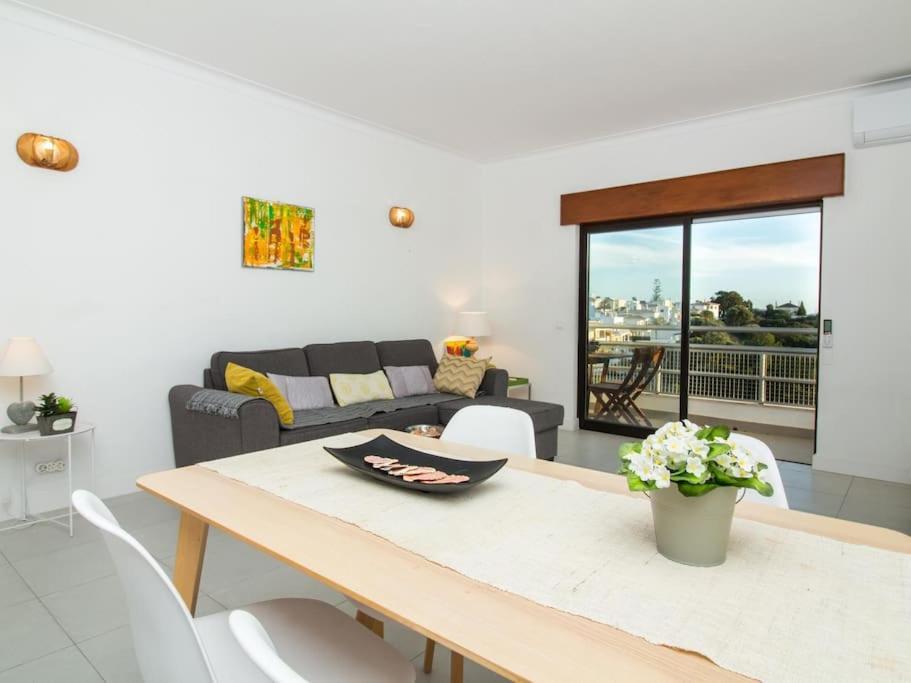 Central Apartment - Pool And Sea View & Albufeira Center Exterior photo
